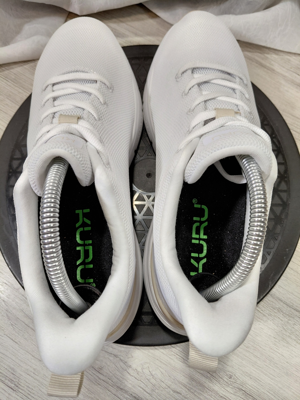 NEW KURU Womens Flex,Bright White & Sand Athletic Sneakers SIZE 9.5 - Picture 6 of 11